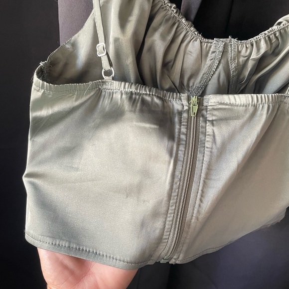 🎄Buy2Get1Free🎄Bluish greenish satin tank - Picture 6 of 6